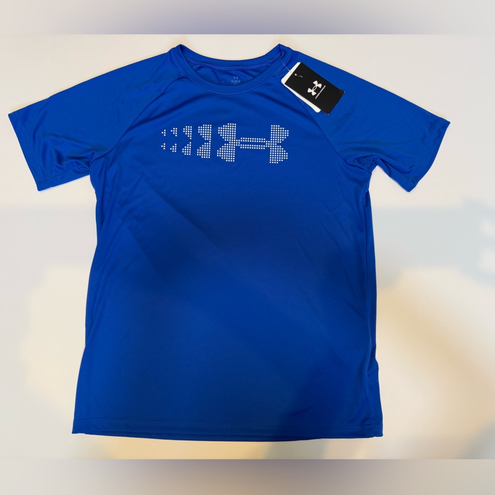 NWT. Blue Boys Under Armour Performance Shirt Size L